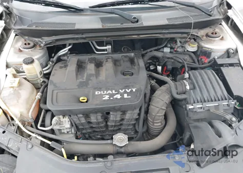 2011 Chrysler 200 Touring z USA, uszkodzony, nr VIN 1C3BC1FB7BN624094